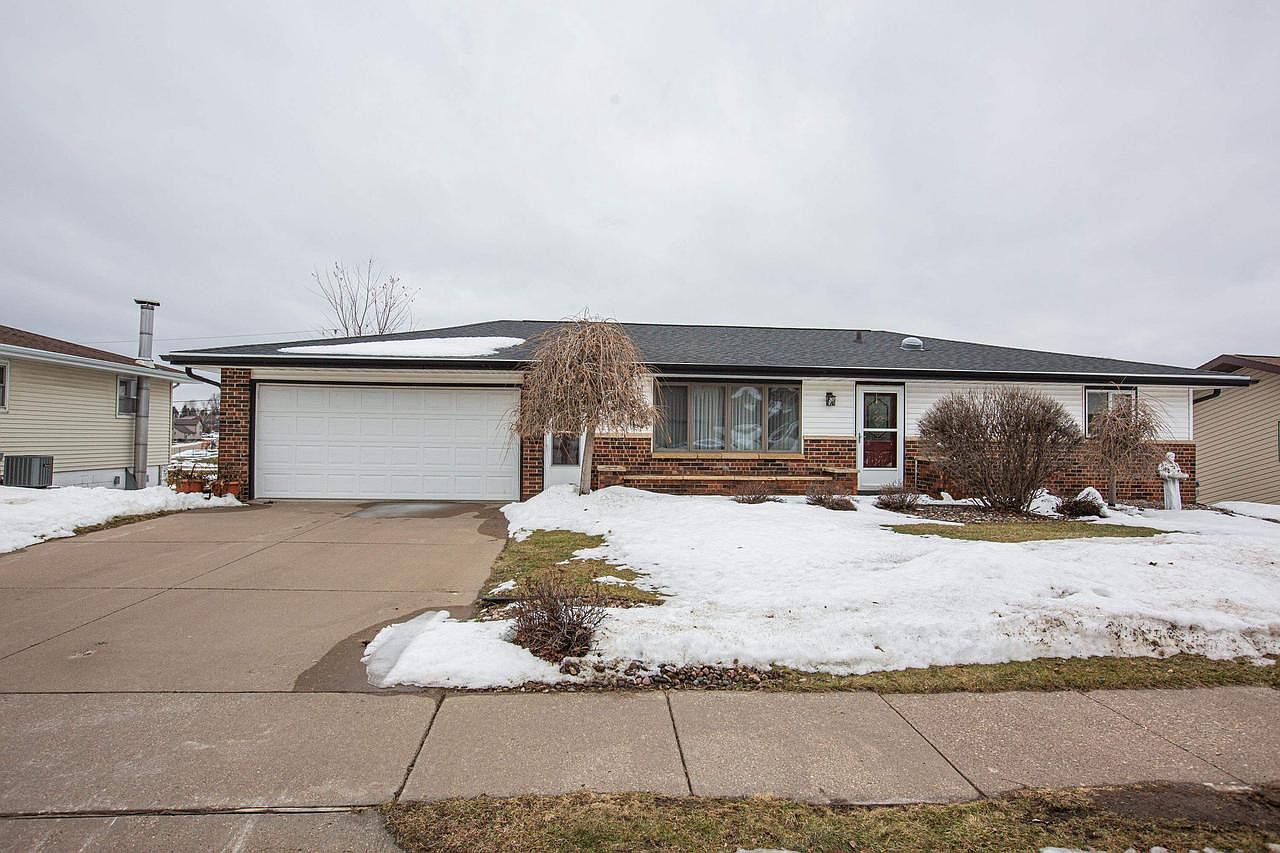 246 Maureen Avenue, Dickeyville, WI 53808 Zillow