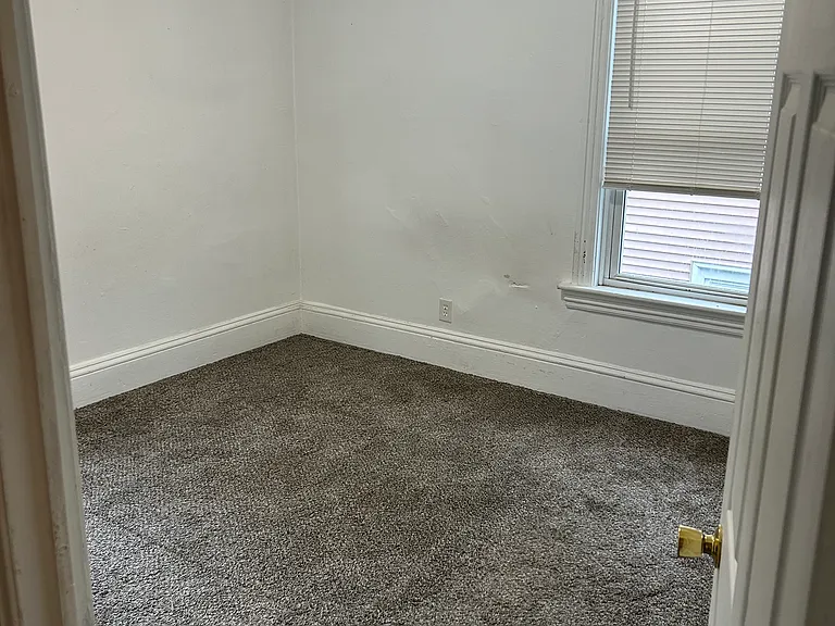 26 Pearl St #2 — Photo 2