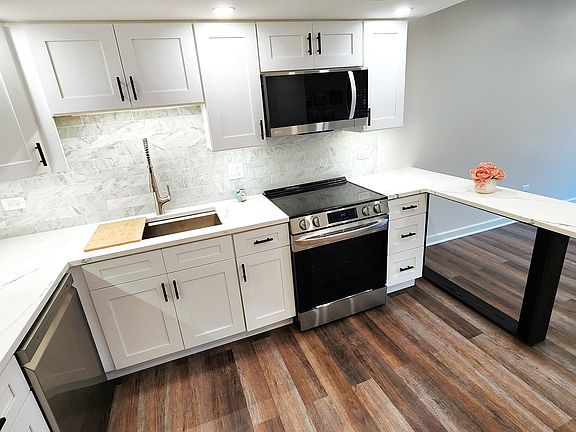3rd image of 9815 Lawrence Ct APT 2E