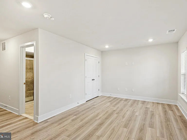 11407 Starlight Pl — Photo 4