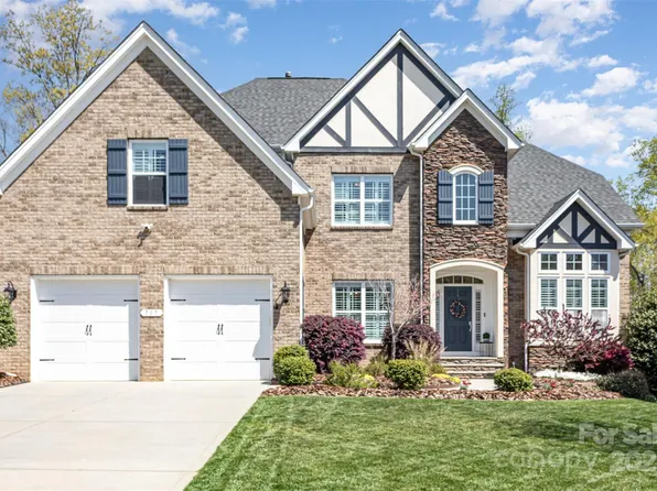 717 Barossa Valley Dr NW, Concord, NC 28027