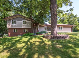 5900 Timberglade Dr, Bloomington, MN 55438