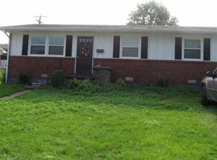 307 Springhill Dr, Paris, KY 40361