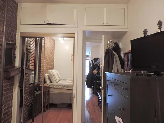 Rented by Living New York | media 32