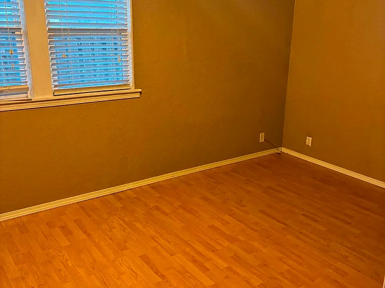 803 N Caddo St — Photo 9