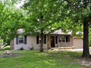 705 W Wollard St, Bolivar, MO 65613