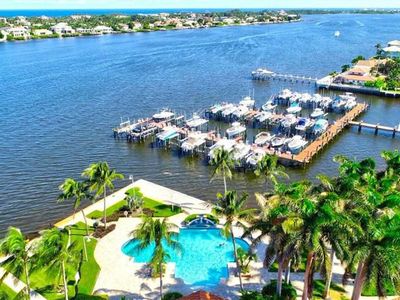 145 Yacht Club Way APT 306, Hypoluxo, FL, 33462
