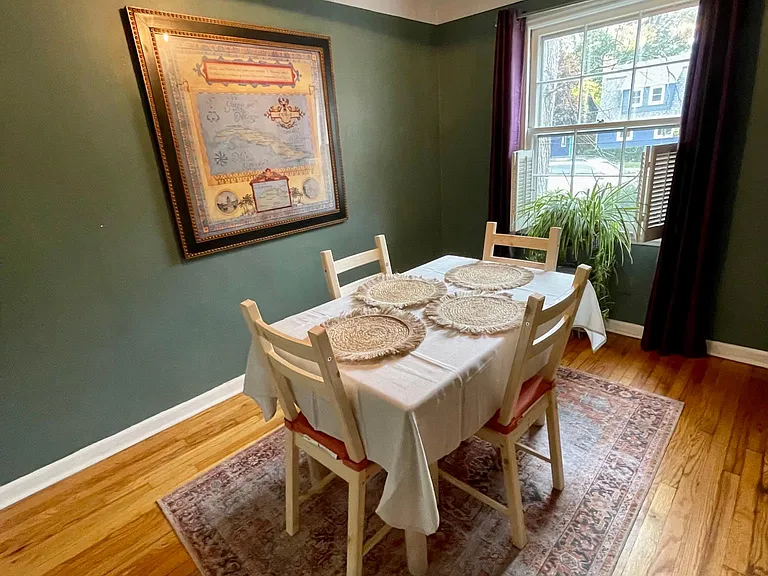 391 Kercheval Ave — Photo 4