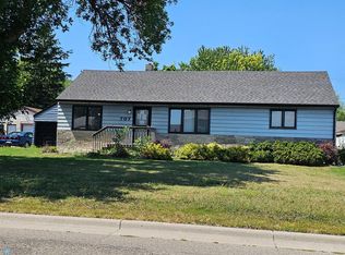 707 7th St S, Breckenridge, MN 56520