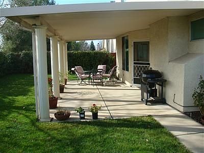 5th image of 225 Farmington Cir