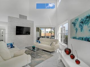 6672 NW 25th Ct, Boca Raton, FL 33496