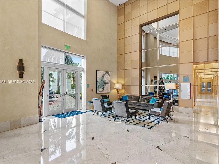 19400 Turnberry Way #1731 — Photo 33