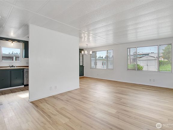 4th image of 5001 180th Street SW #10