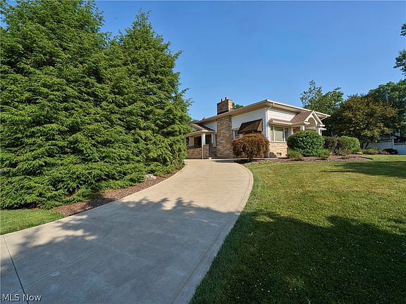 4th image of 3345 Wales Ave NW