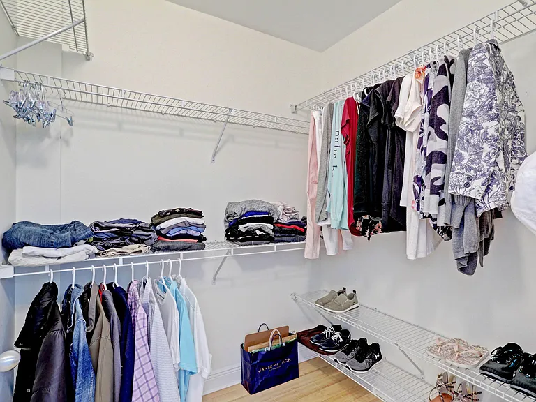 630 Sapodilla Ave #321 — Photo 23