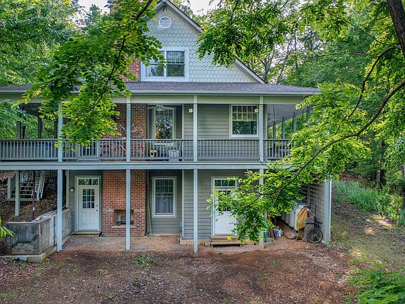 3rd image of 151 Stoneybrook Rd