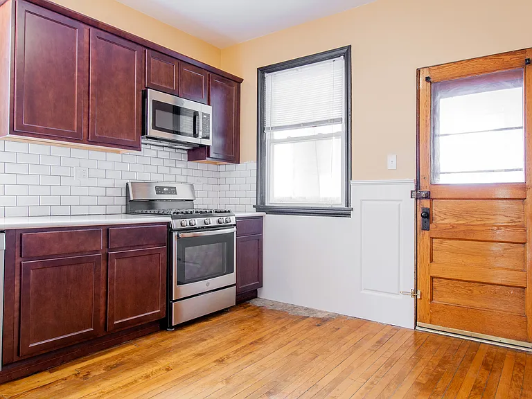 2430 N Mozart St #1 — Photo 3