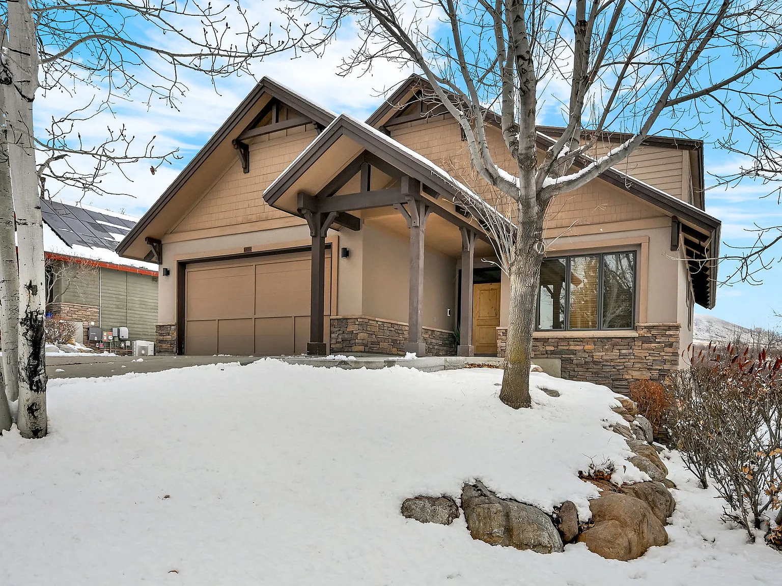 6 bed, 3800 sqft, $7,500 — Photo 1