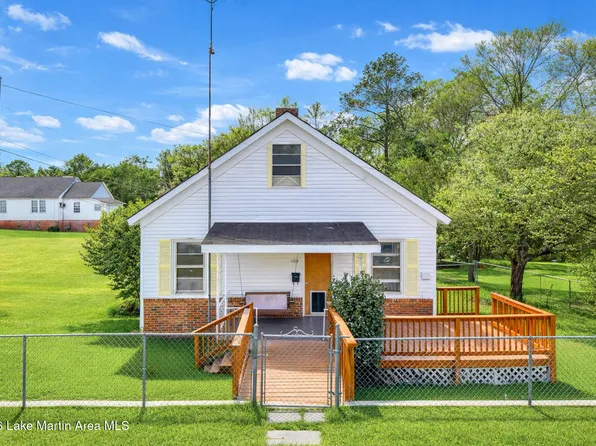 403 Herd St, Tallassee, AL 36078