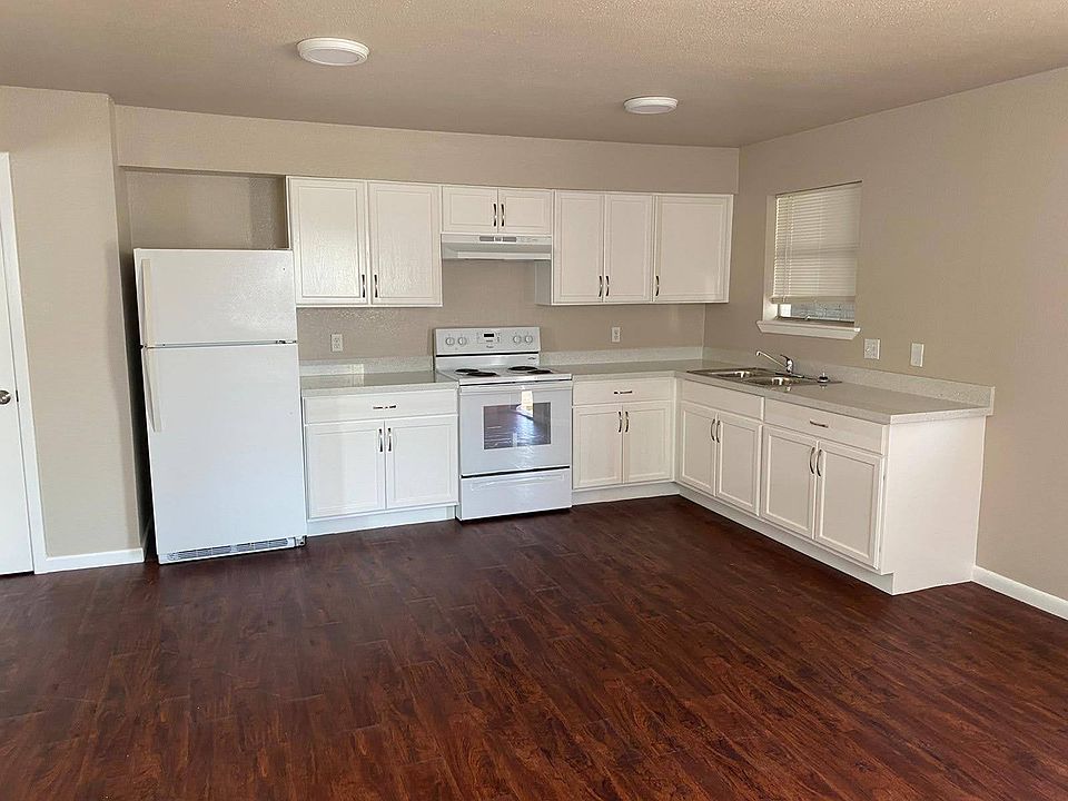 1st image of 1113 Primrose Ave #3
