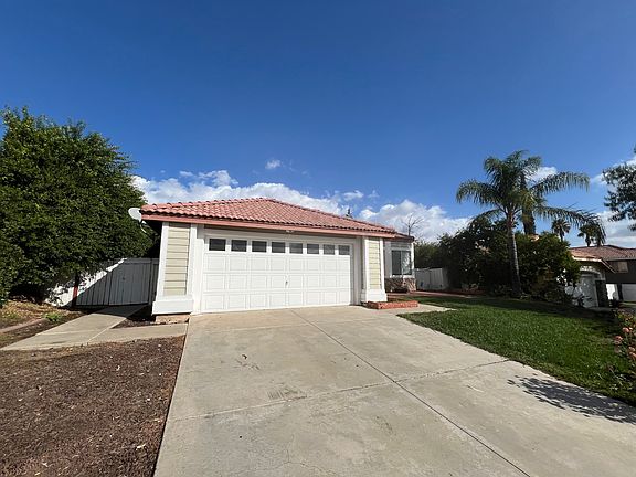 2nd image of 15132 Ironwood St