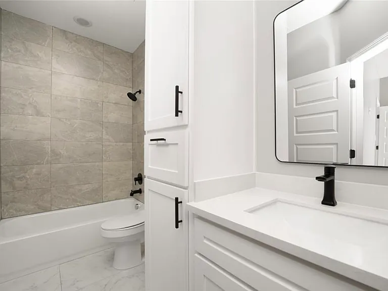 811 N Woodson Ave #4 — Photo 8