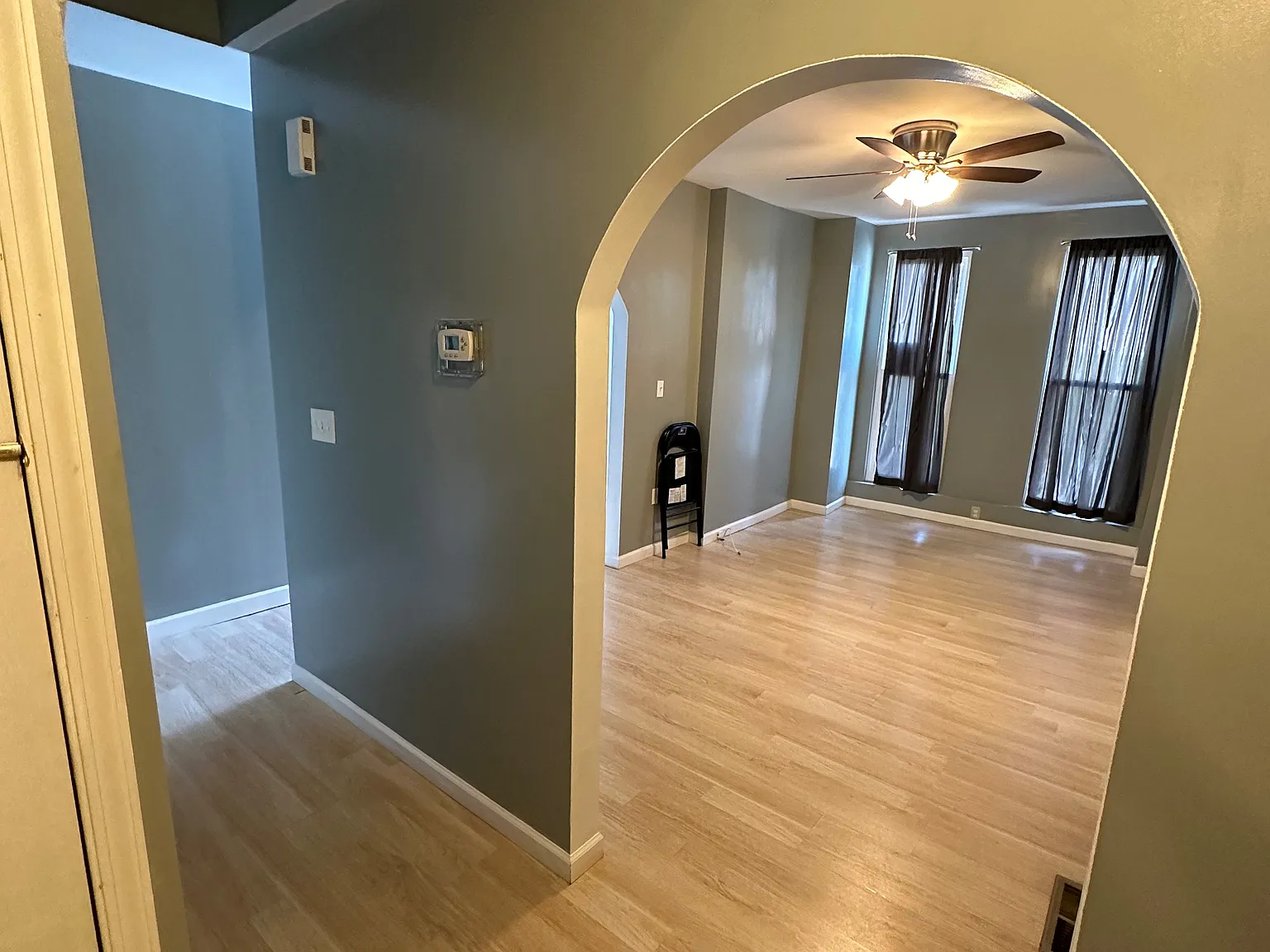 4 bed, 2.0 bath, $2,400 — Photo 2