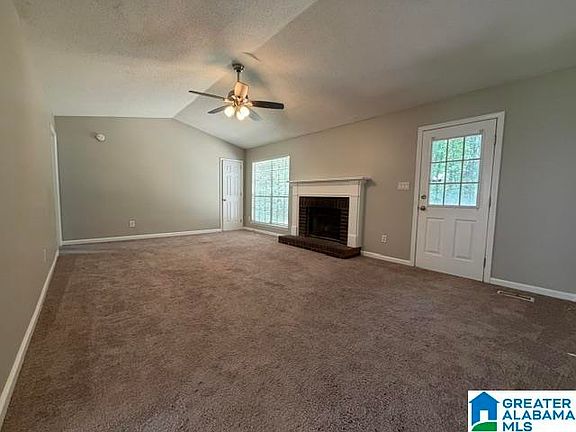 4th image of 2628 Denise Dr