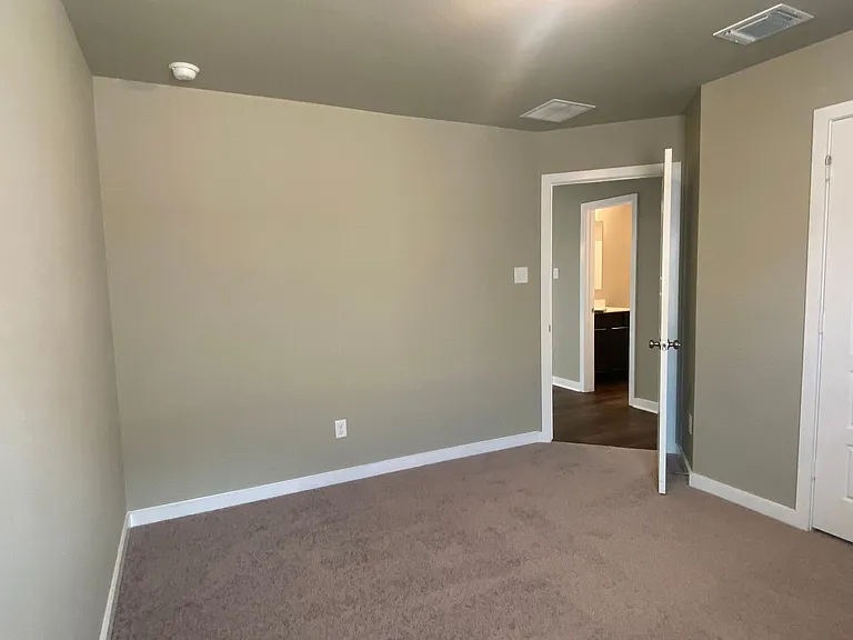 1242 Dowdy Dr — Photo 13