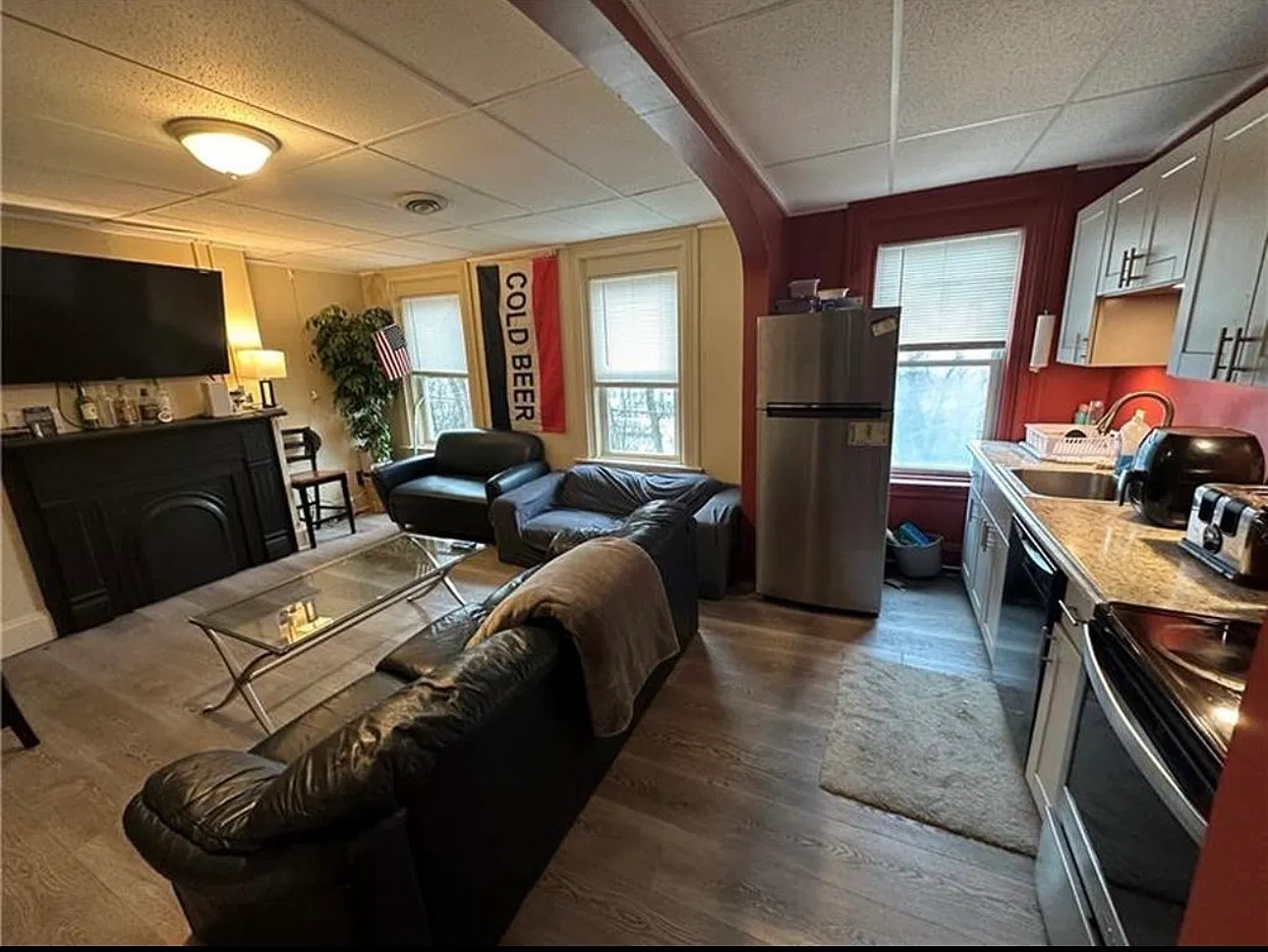 6 bed, $4,200 — Photo 2