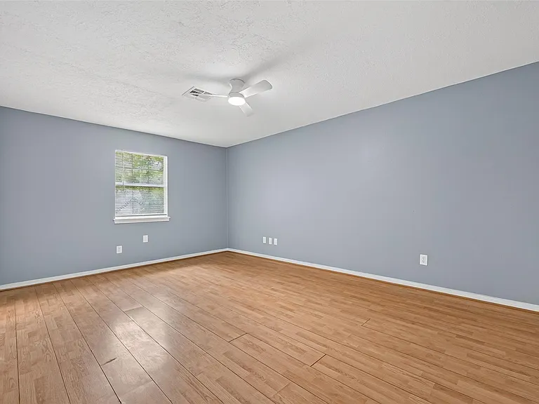 6715 Greenvale Ln — Photo 24