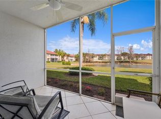2880 Cypress Trace CIR #104, NAPLES, FL 34119