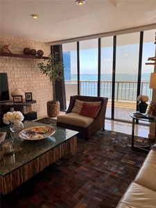1581 Brickell Ave APT 2005, Miami, FL, 33129