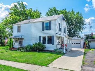 14203 Rainbow Ave, Cleveland, OH 44111