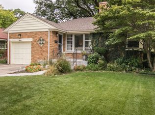 841 Florence Dr, Park Ridge, IL 60068