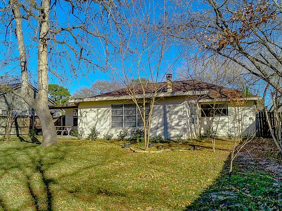 4th image of 16758 Gleneagle Dr N