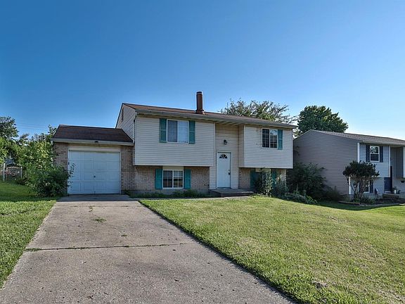 2nd image of 2804 Spruceway Dr
