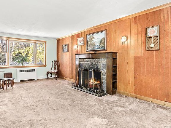 3rd image of 39 Cumberland Dr