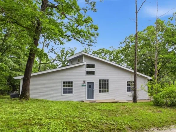 30602 Anchor Dr, Rocky Mount, MO 65072