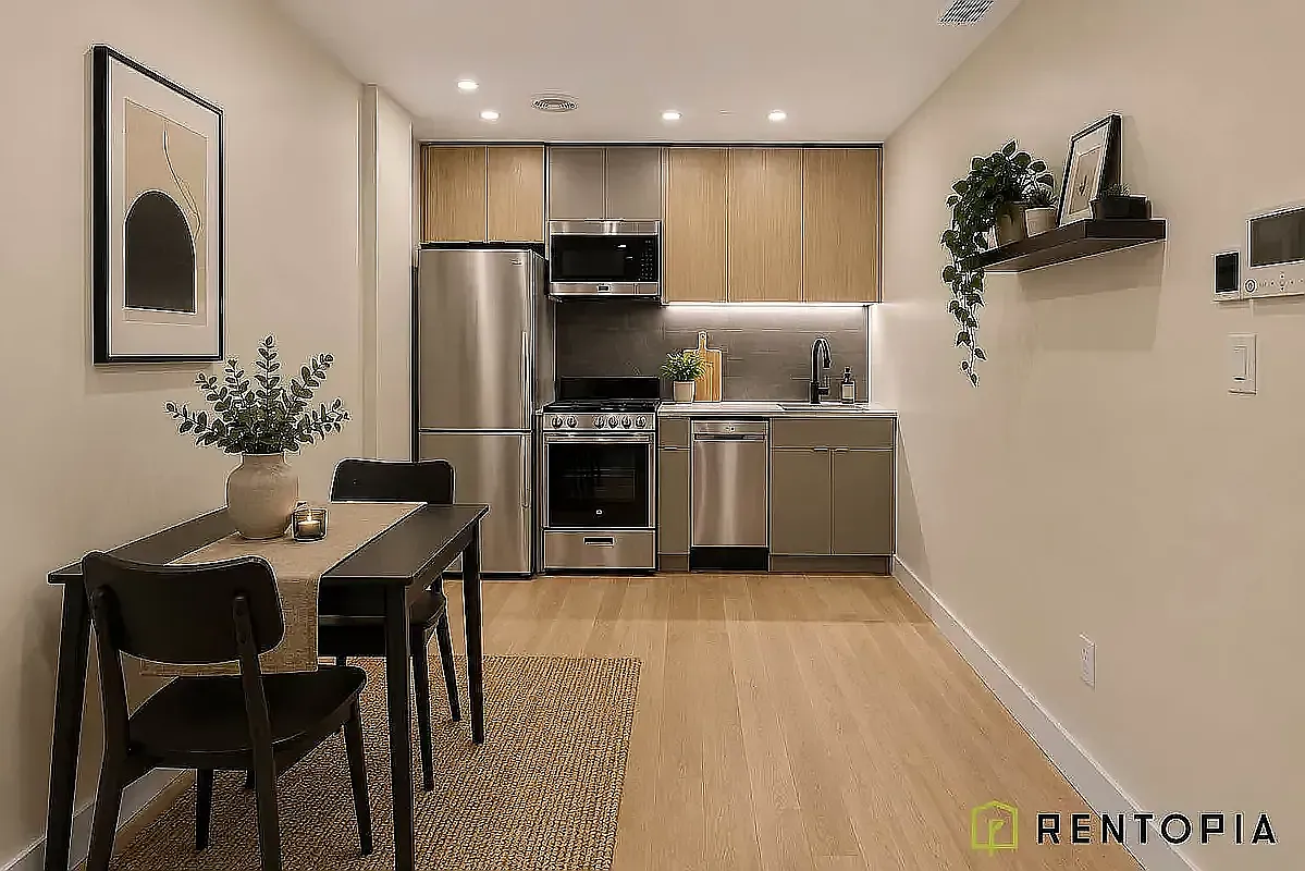 302 Graham Avenue — Photo 1