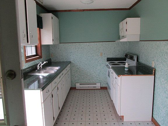 3rd image of 82 Garland Sloan Ln