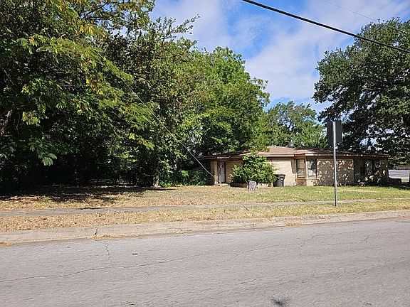 4th image of 2300 Milam St