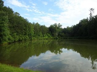 28 Highlands Pkwy, Nebo, NC 28761