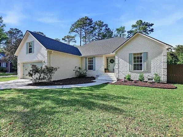 306 Hook Ln, Mount Pleasant, SC 29464