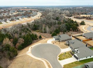 5233 Riverrun Ct, Arcadia, OK 73007