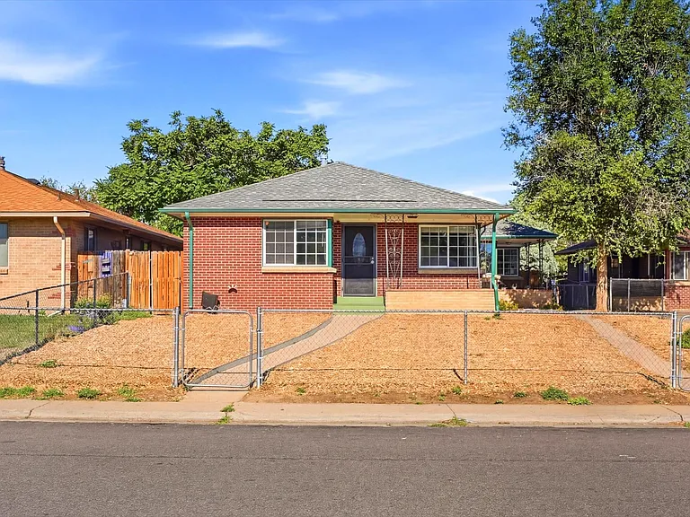 3651 Forest St — Photo 3