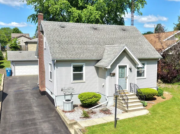 1609 N Hickory St, Crest Hill, IL 60403