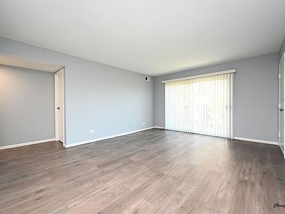 3rd image of 9360 Bay Colony Dr APT 3S