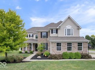 16201 Dandborn Dr, Westfield, IN 46074