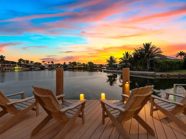 130 Hollyhock Ct, Marco Island, FL 34145